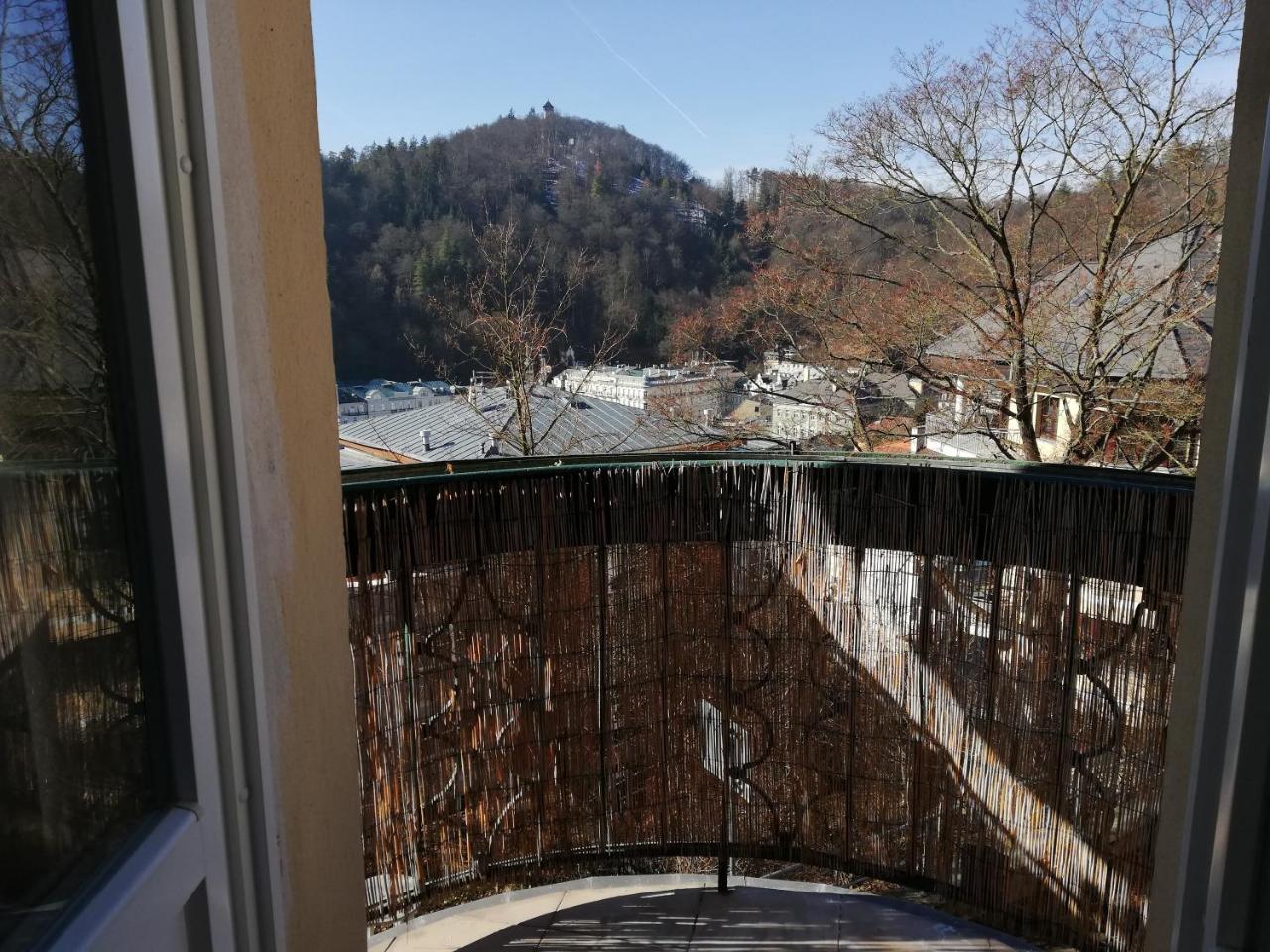 Appartement Imperia à Karlovy Vary Extérieur photo